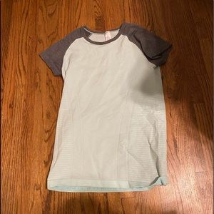 Mint size 14 ivivva top!